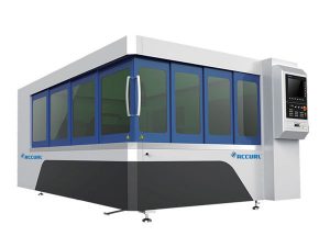 500w metallikuitulaserleikkuukoneen teräpöytä valopolkujärjestelmällä