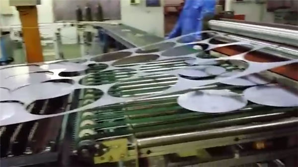 Näytteiden leikkaaminen